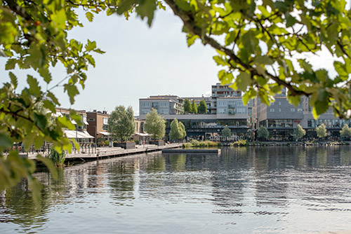 Bild över Munksjön och Bryggan