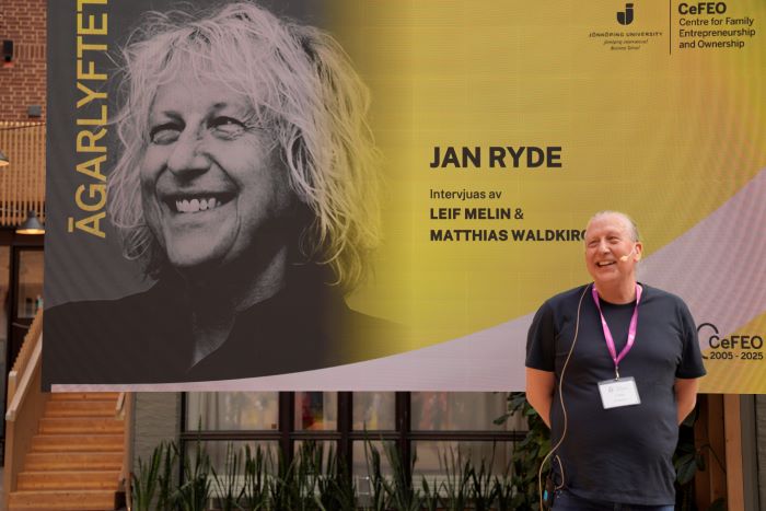 Jan Ryde, CEO of Hästens, was one of the speakers who shared his extensive experience in family business.