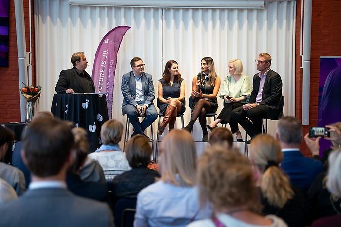 Från panelsamtalet under ceremonin 2024.