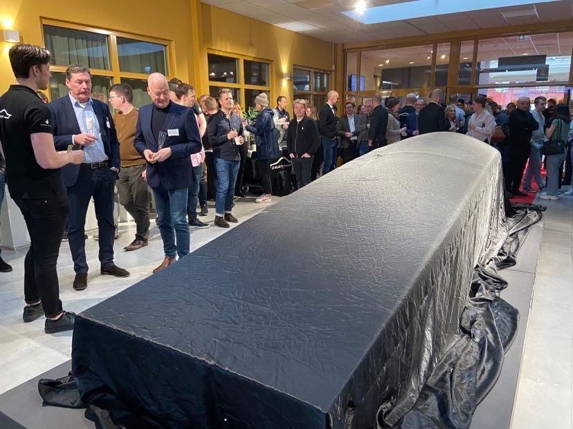 Unveiling of the new solar car at the School of Engineering.